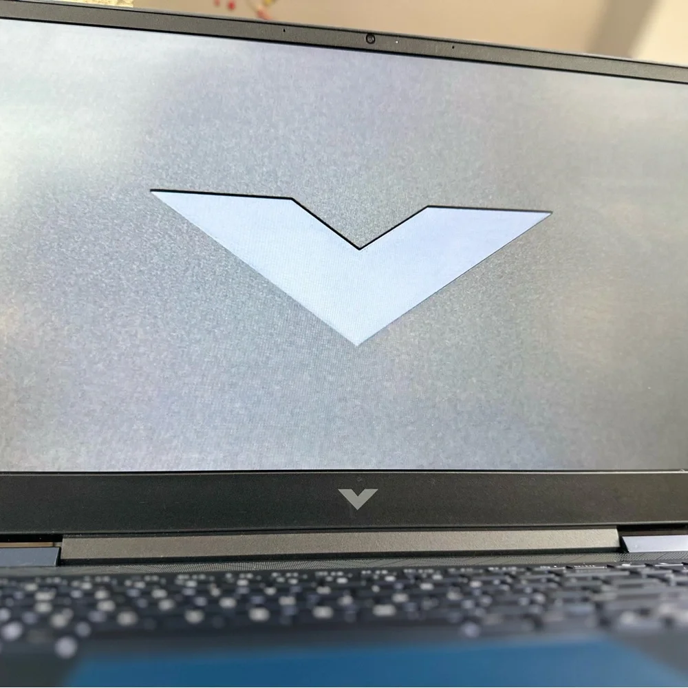 HP Victus 16